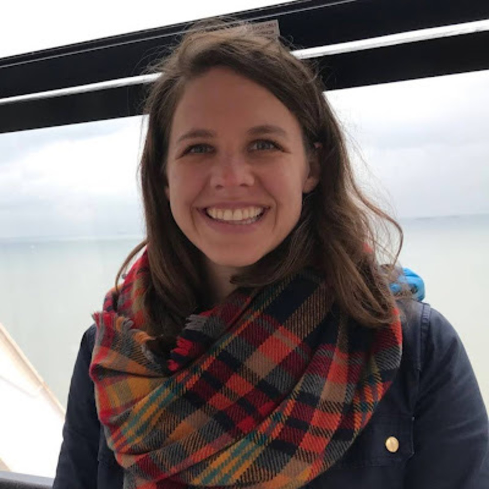 Meet your Posher, Claire